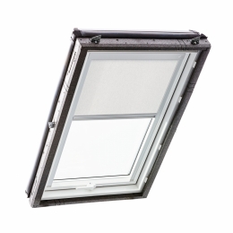 Штора рулонная полупрозрачная ZRE E, в кассете на направляющих с электроприводом