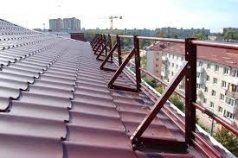 Установка кровельных ограждений Установка кровельных ограждений